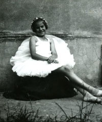 Klára Vylítová jako baletka, Mladá Boleslav, 1938