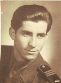 Josef Mišák na vojně, 1951