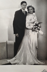 A wedding photo of Jiřina and Vlastislav Maláč, Prague, May 22, 1948 