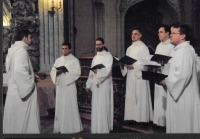 Honorary guest at the Budapest Spring Festival - concert of Schola Gregoriana Pragensis in St. Michael's Church, Budapest 2004