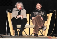 Na Festivalu spisovatelů s Péterem Esterházym, Praha 1999