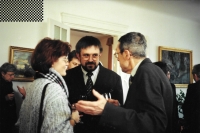 Na maďarském velvyslanectví s manželkou a prof. Petrem Rákosem, Praha říjen 2000