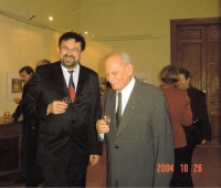 S maďarským prezidentem Árpádem Gönczem na velvyslanectví ČR, Budapešť asi 1999