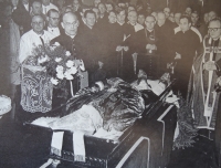 Photo from the publication about Š. Trocht, burial