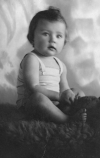 Pamětnice Halina Žyłová, později Niedobová / 1934