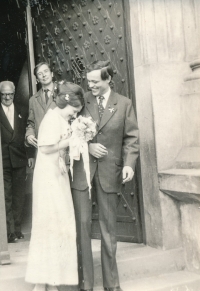 Svatba s Alenou Postlerovou v roce 1973