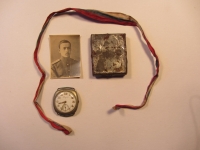 Vzpomínky otce Jiřího Mergera na první světovou válku: ruská trikolóra, polní ikona a hodinky Longines