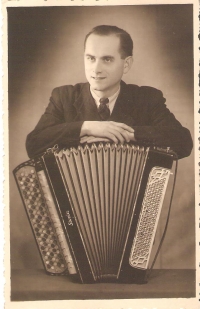 Husband Ladislav Kuna, 1951
