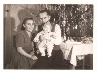 Family photo, 1952