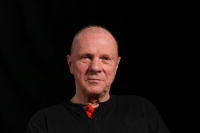 Henryk Wrona při natáčení pro Paměť národa v květnu 2021