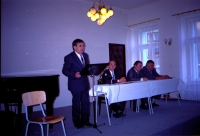 Jiří Mach na konferenci k dějinám Dobrušky 1995