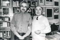 Přemysl Rut s otcem Josefem (byt v Tomášské ulici, březen 2004)