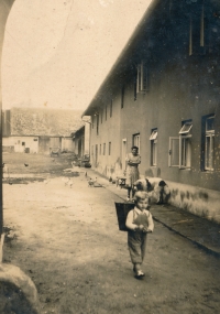 Na statku Pelantových, 1940