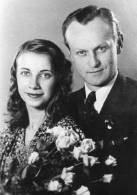 Wedding photo of Petr Šimr's parents, 1944