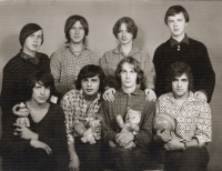 A group of friends of big beats in 1966, Petr Šimr at the bottom right, above him his brother