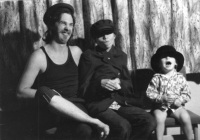 Family shenanigans, Petr Šimr with his wife and son around 1976-1977