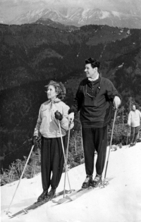 Gertruda Milerská s manželem / Nízké Tatry / 1954