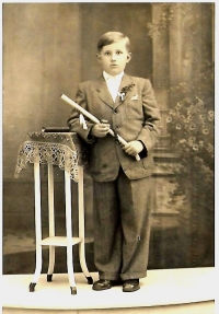 Holy Communion (1948)