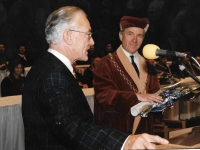 Švýcarsko přednáška, 90. léta