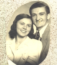 Parents Oldřich and Helena Hošeks, latter 1940s