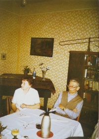 Rodiče František a Emilie Mátlovi, 1987
