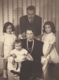 Family, Orlík, winter 1941-42, Orlík