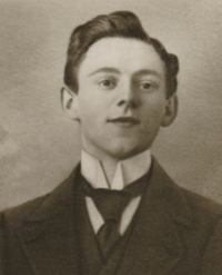 Dědeček Bohumil Mareš