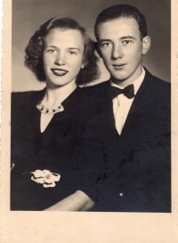 Rodiče pamětnice, svatební 1948