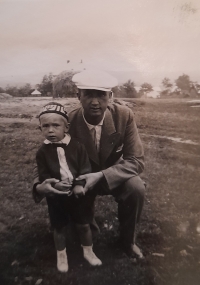 Pavel Kulhánek with father Vladimír, Škrdlovice