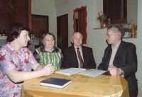 Clay sortie members. Right to left: Čestmír Šikola and Antonín Bartoš Sr reuniting with Bohunka Zicháčková who worked with the resistance and her daughter; Bystřice pod Hostýnem, 1990