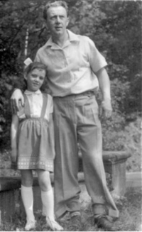 Sonja Hefele with her father
