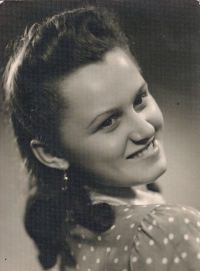 Libuše Durdová, asi rok 1945