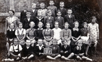 Se spolužáky v německé škole, 40. léta