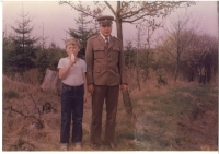 Ladislav Dlabal s mladším bratrem Tomášem, 1988 