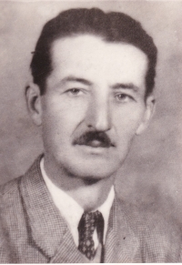 Evin otec Alexander Tóth, koniec 30. rokov.