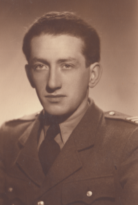 Bedřich Kalný na letecké akademii