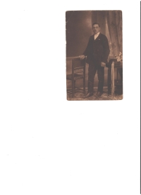 Jozefov starý otec z mamičkinej strany Dékány István (1922)