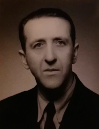 Tatínek Štěpán Hovorka