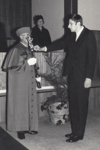 1970 pamětník promoce