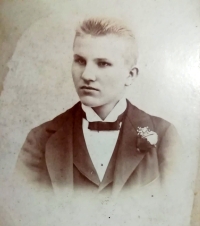 Dědeček Martin Tesařík - zakladatel Sokola na Slovácku v roce 1898
