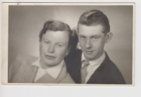 Anna Mužíková s prvním manželem