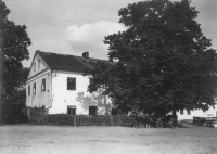 Rodný dům pamětníka ve Zderazi, 40. léta 20. století