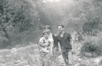 Rodinný výlet, 1990