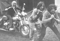 Členem Hell’s Angels v Českých Budějovicích, Tomáš Kohout vpravo, 1971