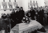 Pohřeb otce pamětnice, 27. dubna 1989