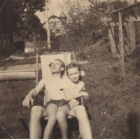 S tatínkem, 50. léta 20. století