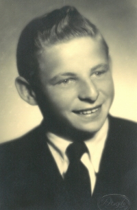 Manžel Karel Novák