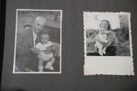 So starým otcom Ivanom Houdekom a mamou Vierou Krnovou, Houdekovou