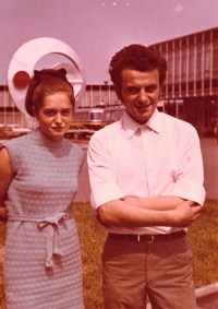 Miloslava Hojdekrová with her future husband, 1968