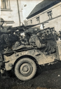 Americká armáda v Kolinci, 1945